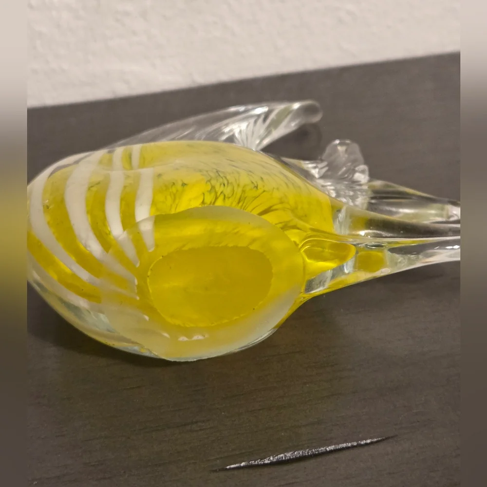 Vibrant Yellow and White Glass Fish - Picture 5 of 8